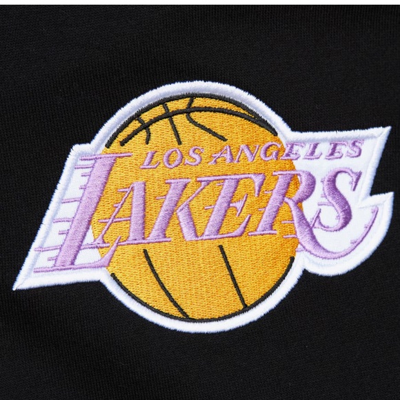 Men's Black Los Angeles Lakers Team OG 2.0 Vintage Logo Fleece Pullover Hoodie - Picture 5 of 5